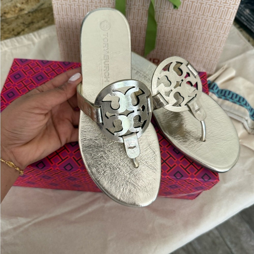New Tory Burch miller gold  Sandals - Picture 2 of 8